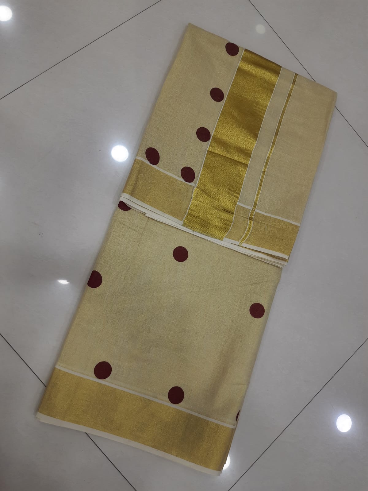 Tissue dot printed kerala saree