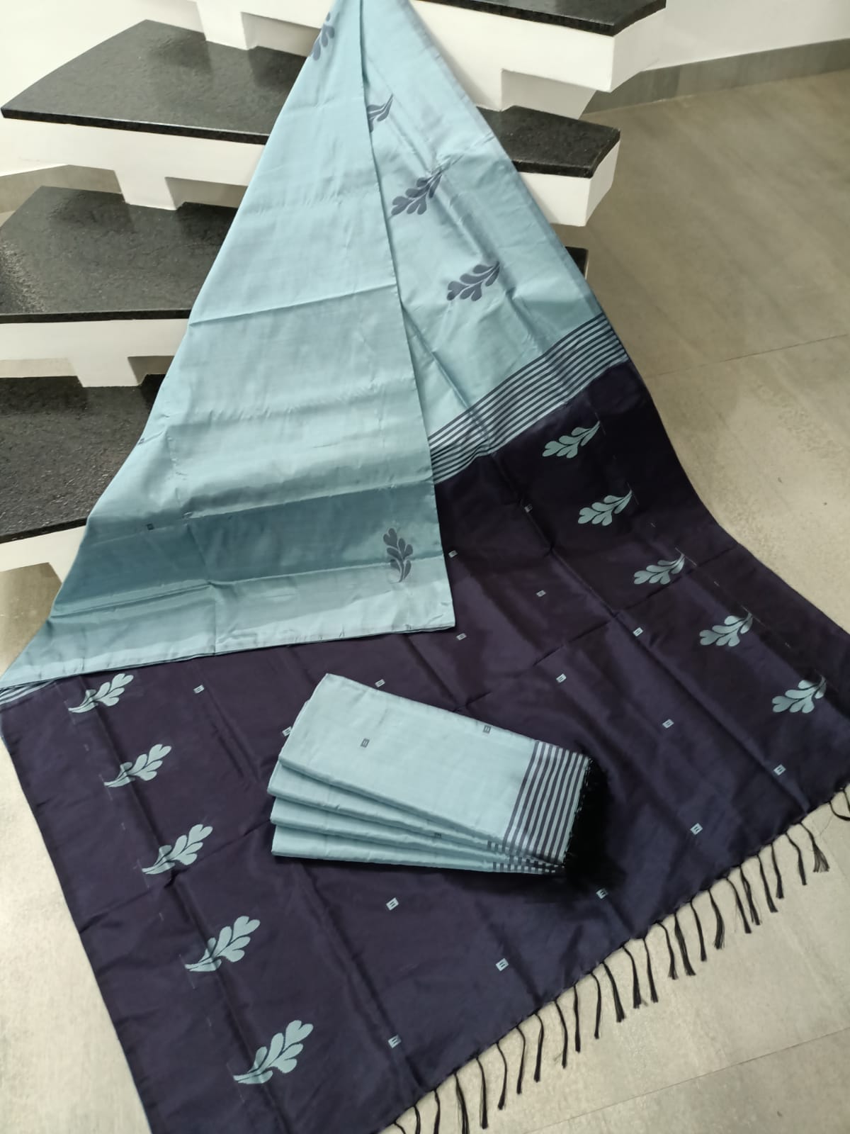 Vaalai Pattu Saree