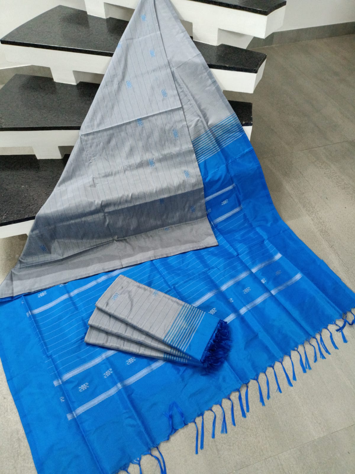 Vaalai Pattu Saree