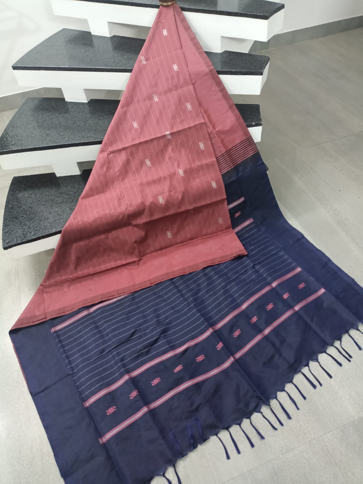 Vaalai Pattu Saree