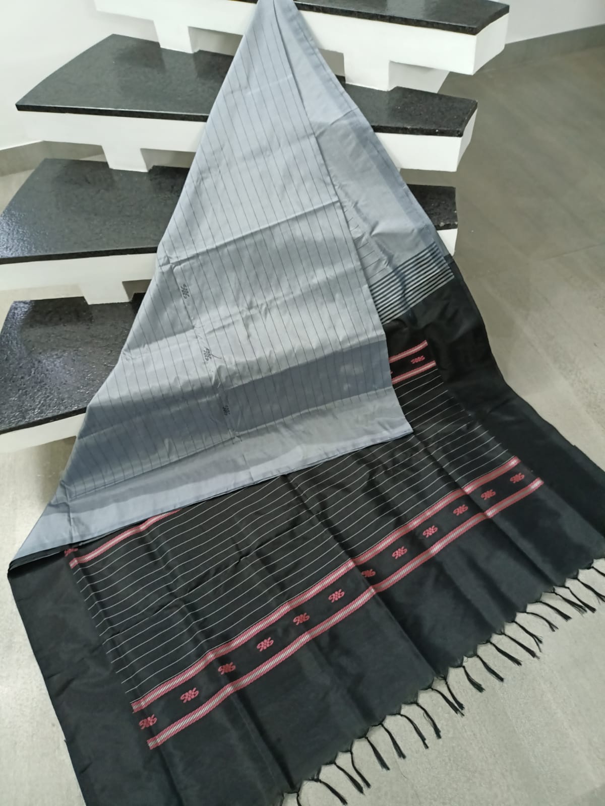 Vaalai Pattu Saree