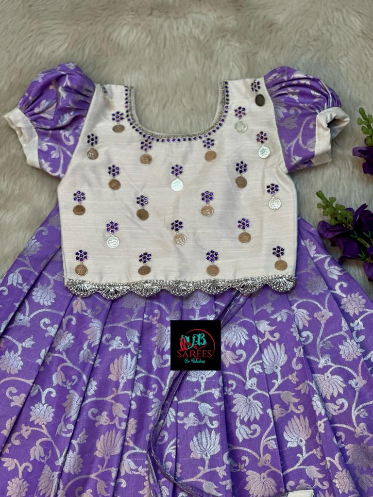 Baby pattu outlet lehenga