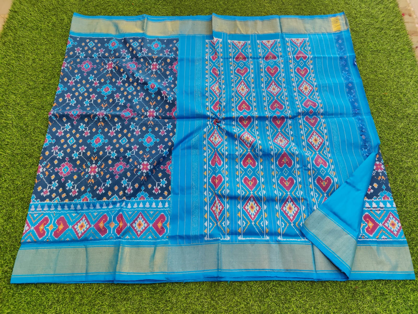 Ikkat pure silk saree - Vannamayil Fashions
