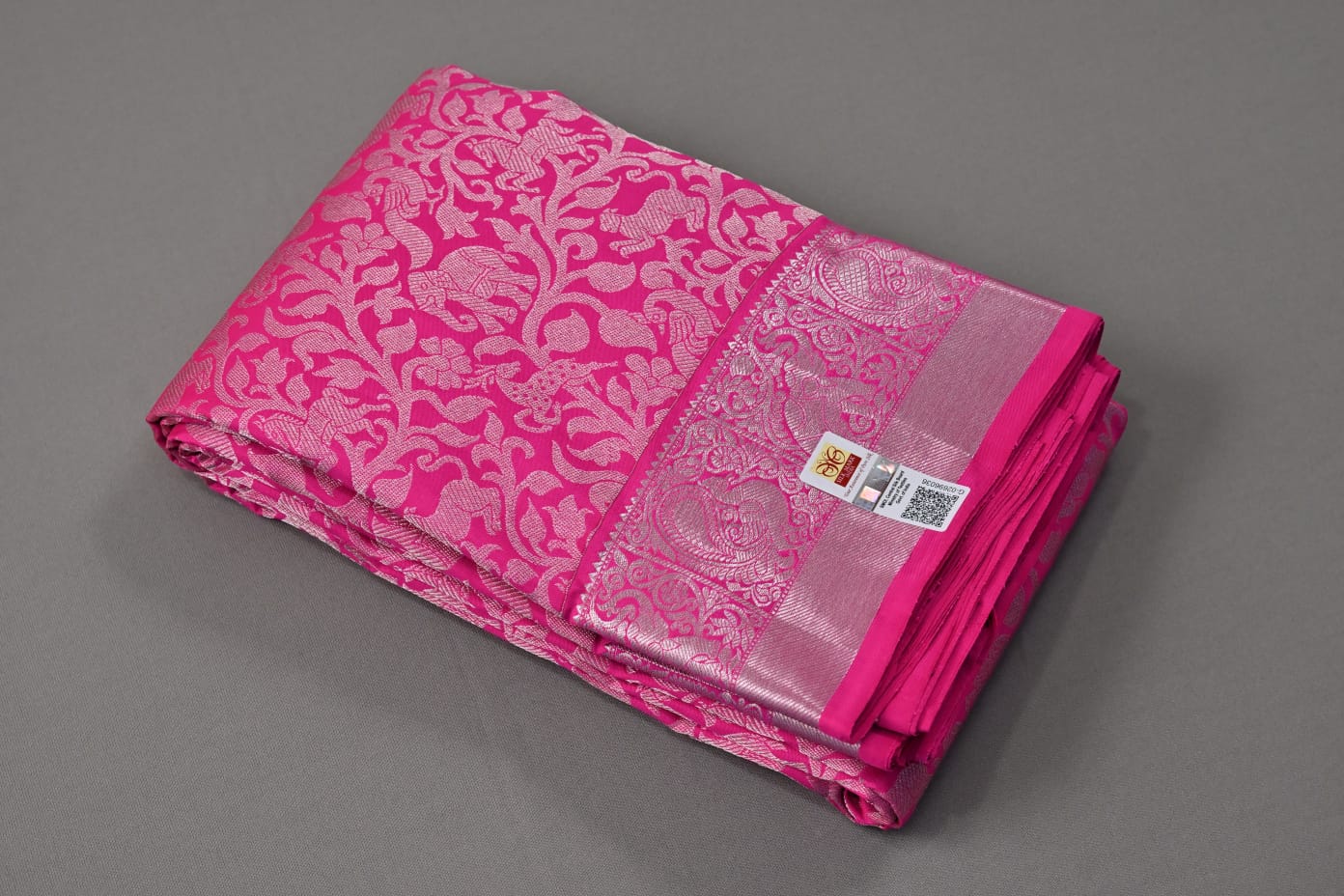 Pure silk handloom kanchipuram in bright pink color saree - Vannamayil Fashions