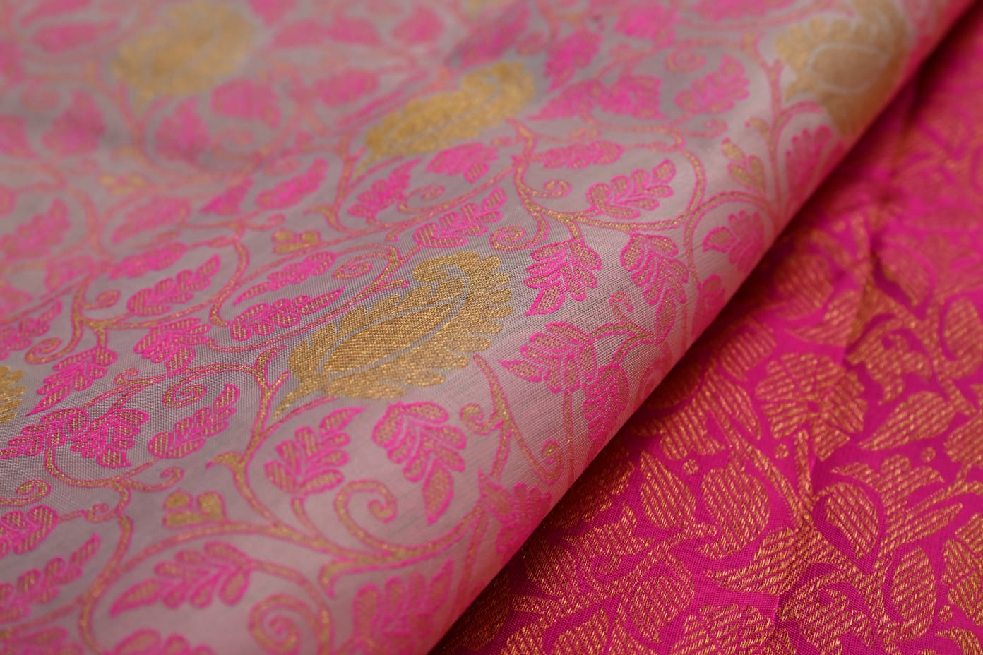 Kanchipuram handloom pure silk in white and pink color saree - Vannamayil Fashions