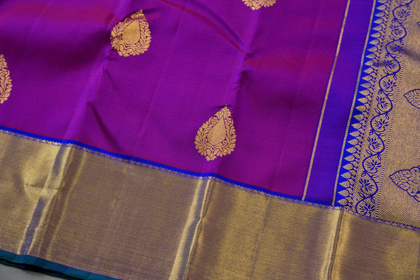 Kanchipuram handloom pure silk in purple with royal blue color saree - Vannamayil Fashions