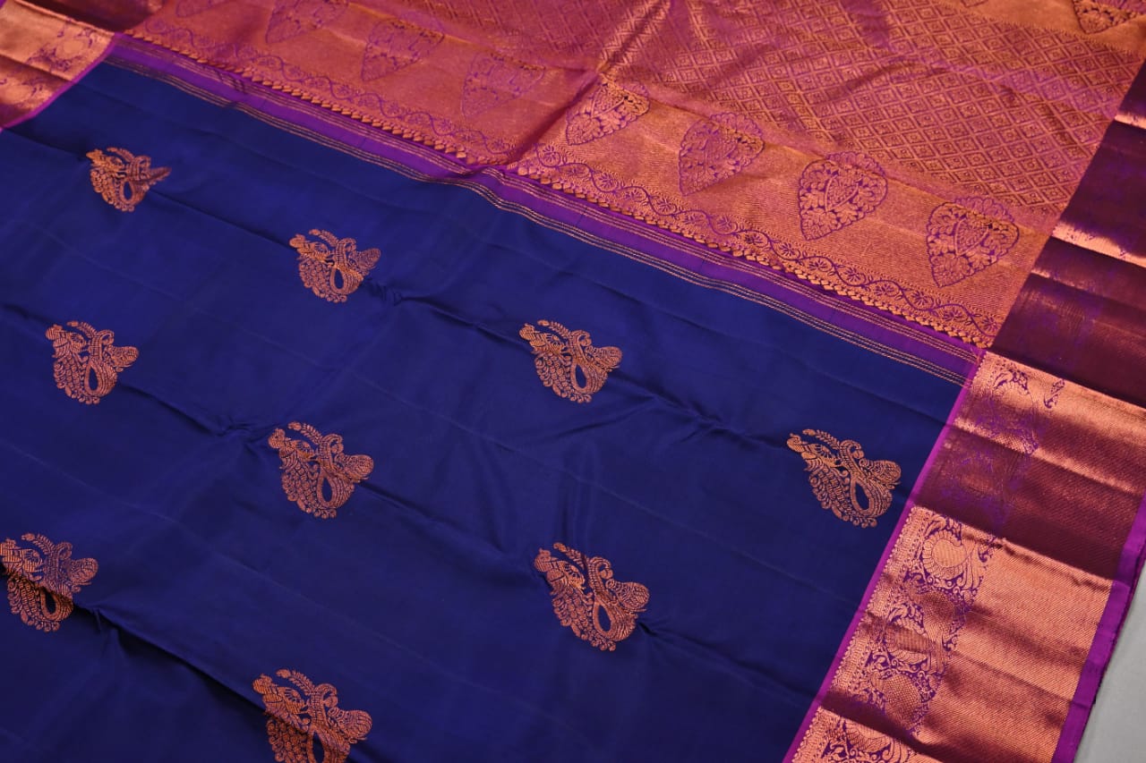 Kanchipuram handloom pure silk in navy blue with magenta color saree - Vannamayil Fashions