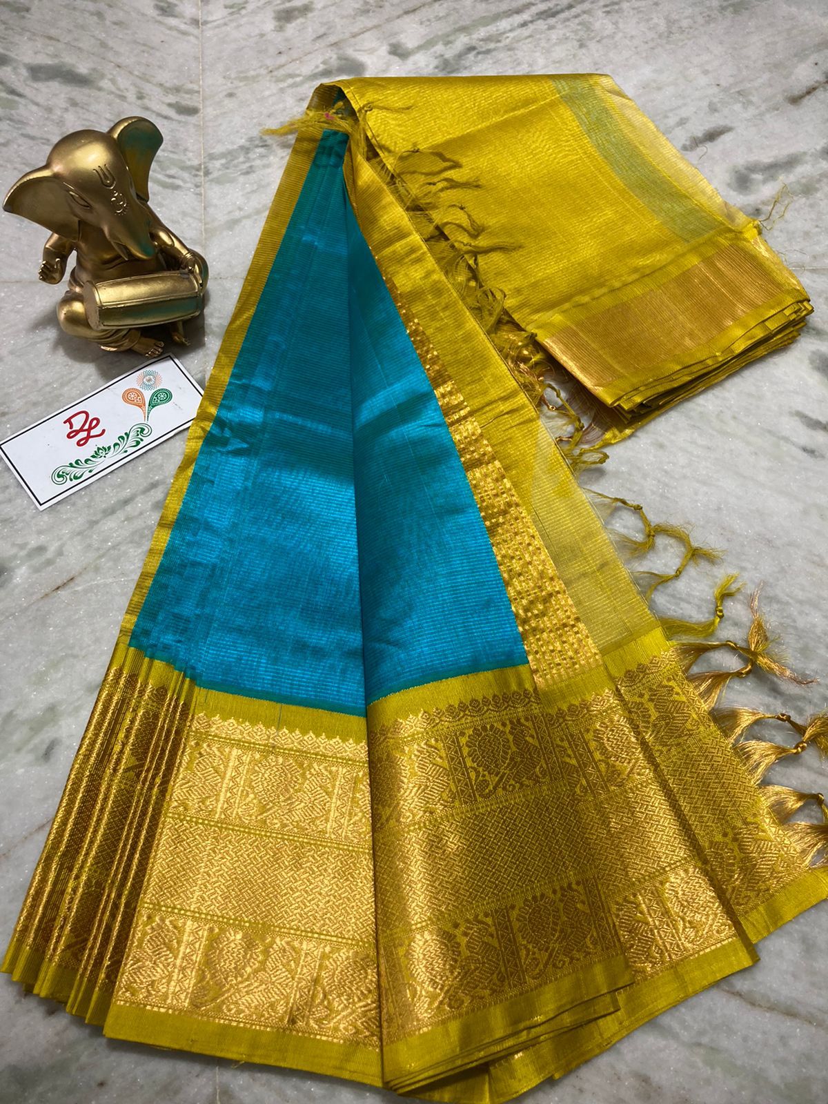 Mangalagiri kuppatam pattu kanchi border saree - Vannamayil Fashions