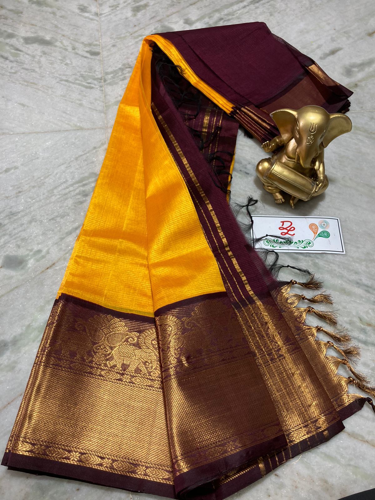 Mangalagiri kuppatam pattu kanchi border saree - Vannamayil Fashions
