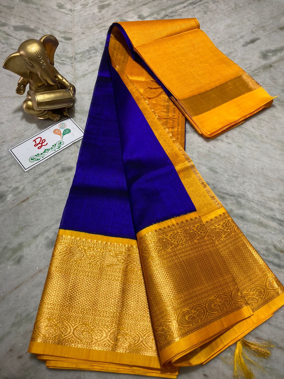 Mangalagiri kuppatam pattu kanchi border saree - Vannamayil Fashions