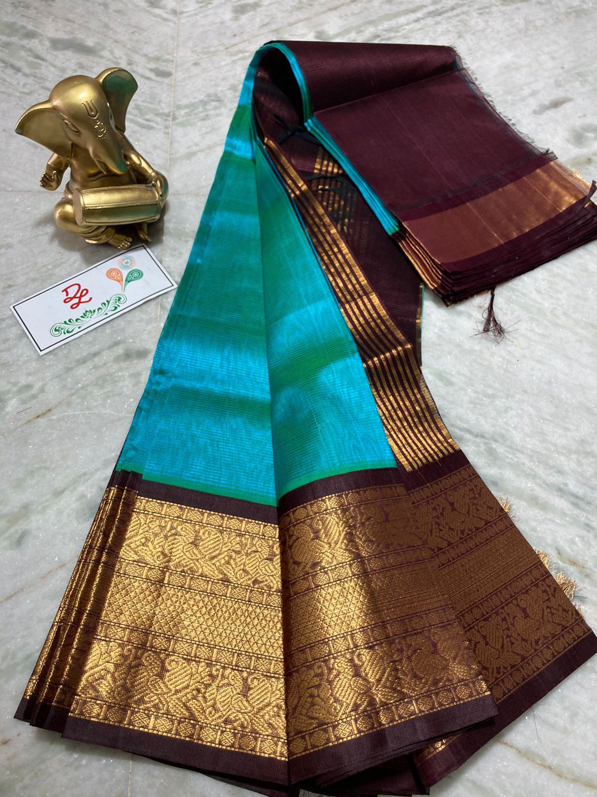 Mangalagiri kuppatam pattu kanchi border saree - Vannamayil Fashions