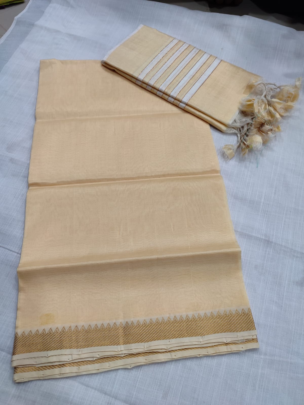 Mangalagiri pattu dress material - Vannamayil Fashions