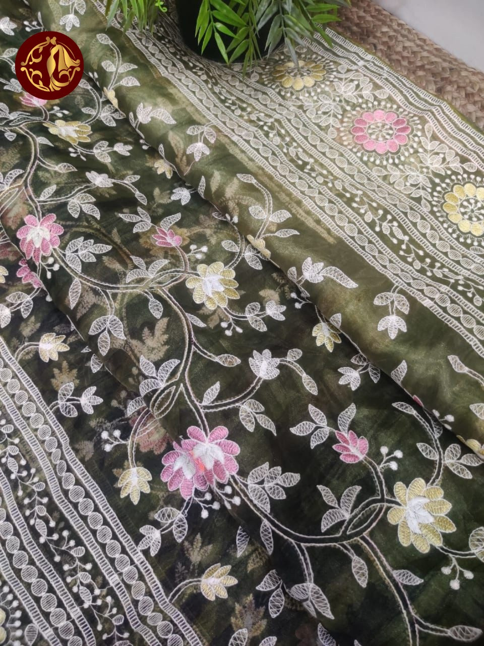 Organza kashmiri thread work saree - Vannamayil Fashions