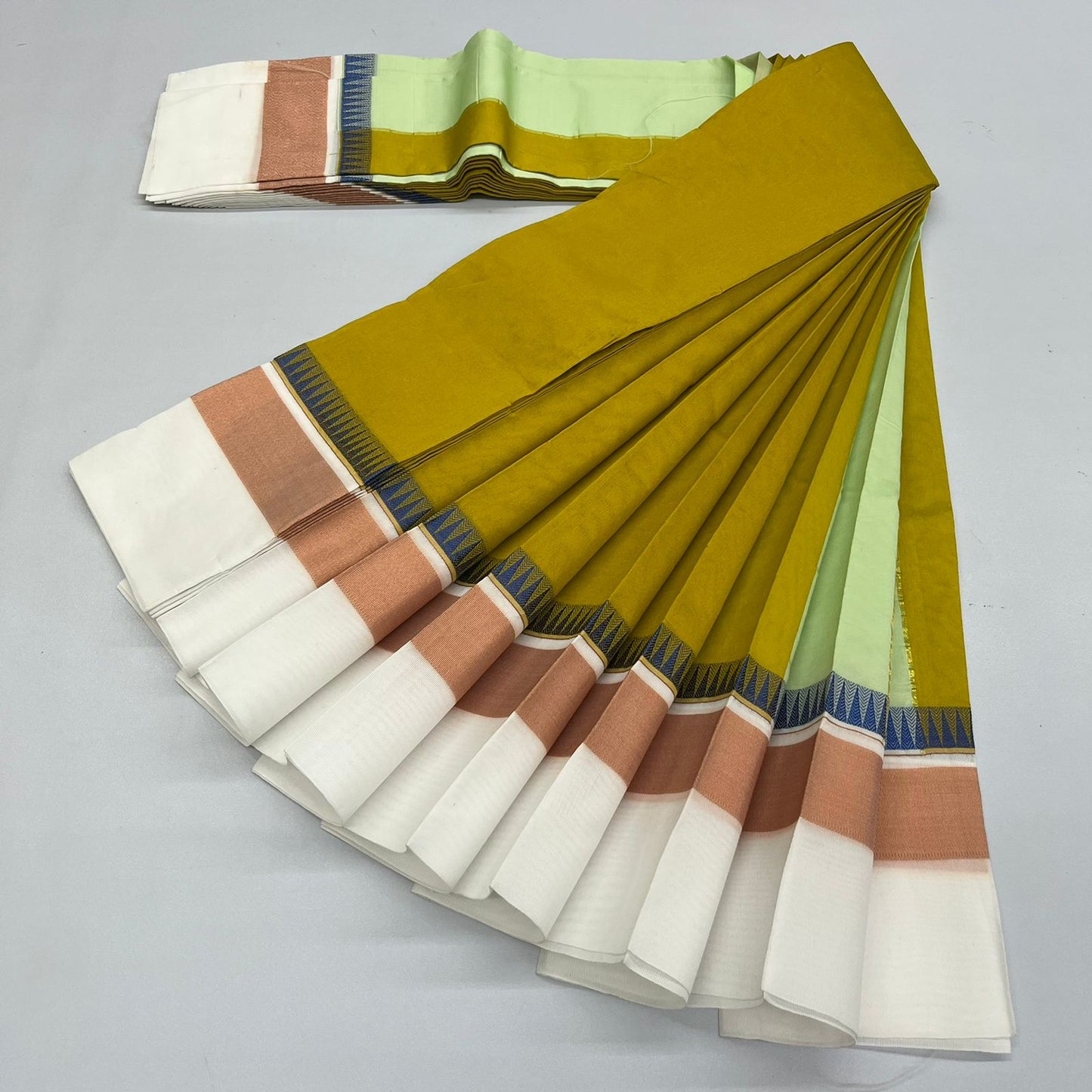Silk cotton plain saree - Vannamayil Fashions