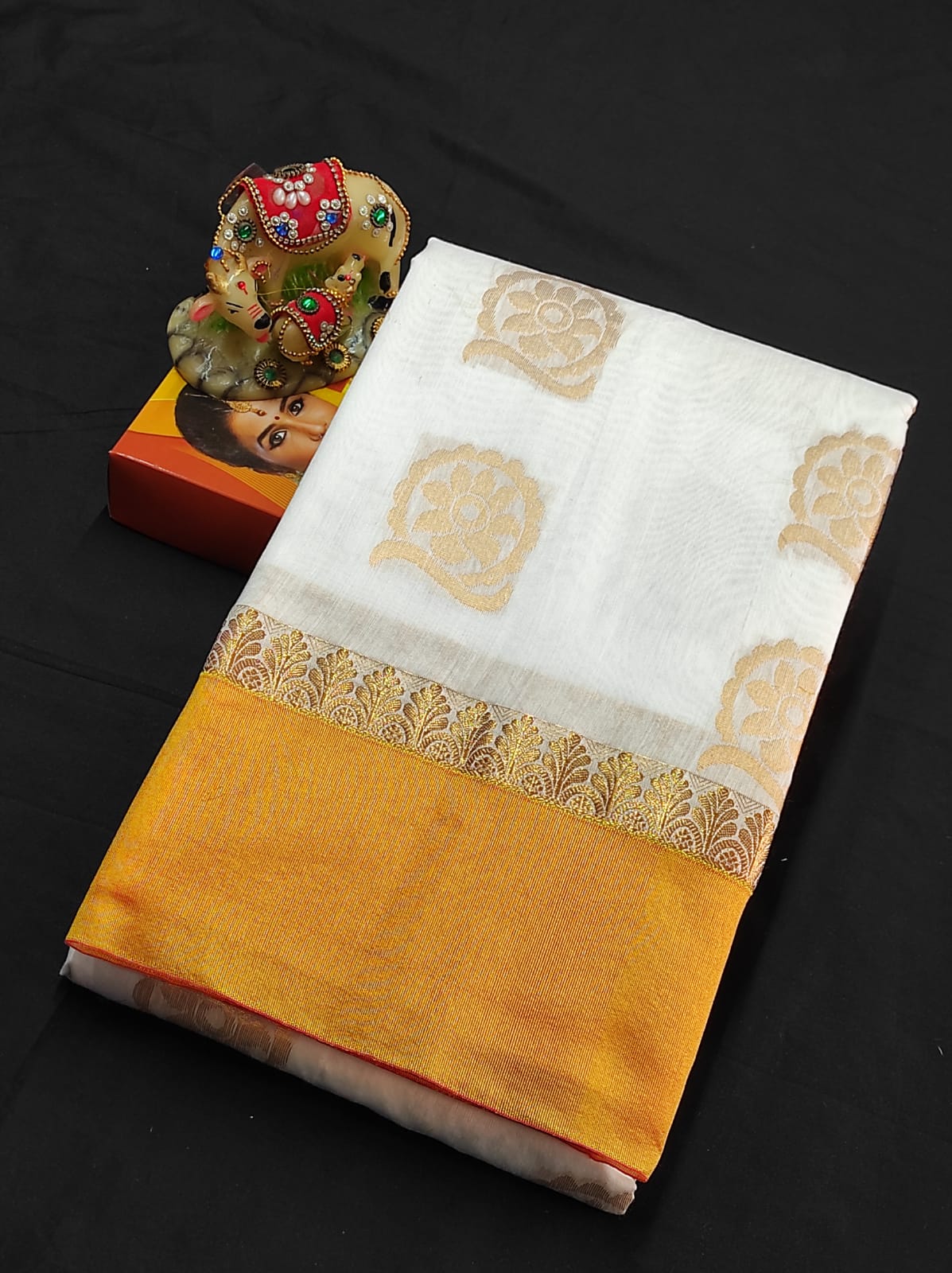 Silk cotton saree - Vannamayil Fashions