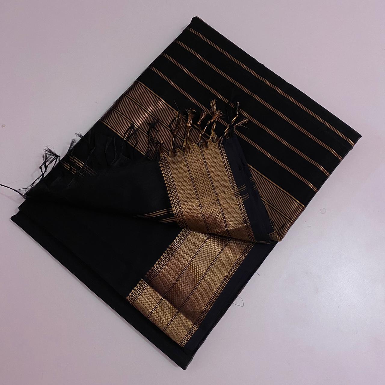 Black maheshwari handloom saree