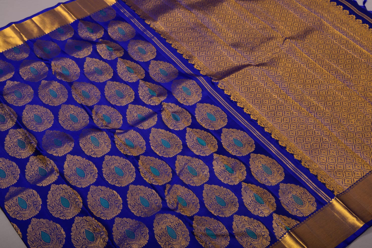 Handloom pure silk kanchipuram saree in blue colour saree