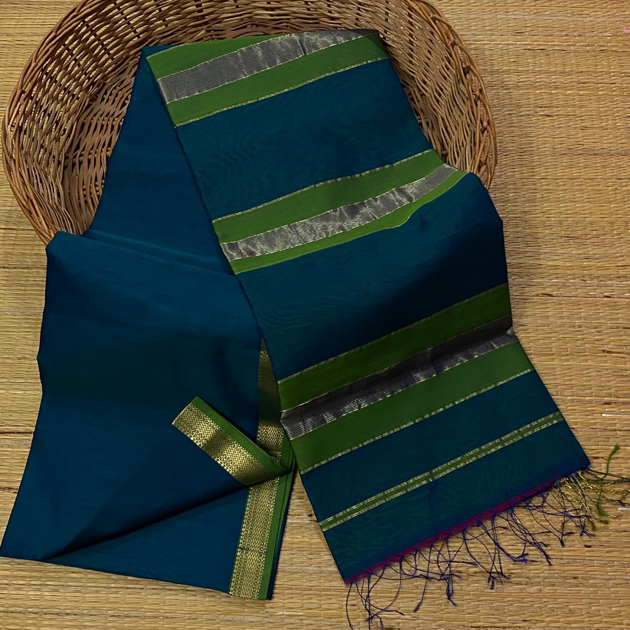 Maheshwari handloom small zari border saree