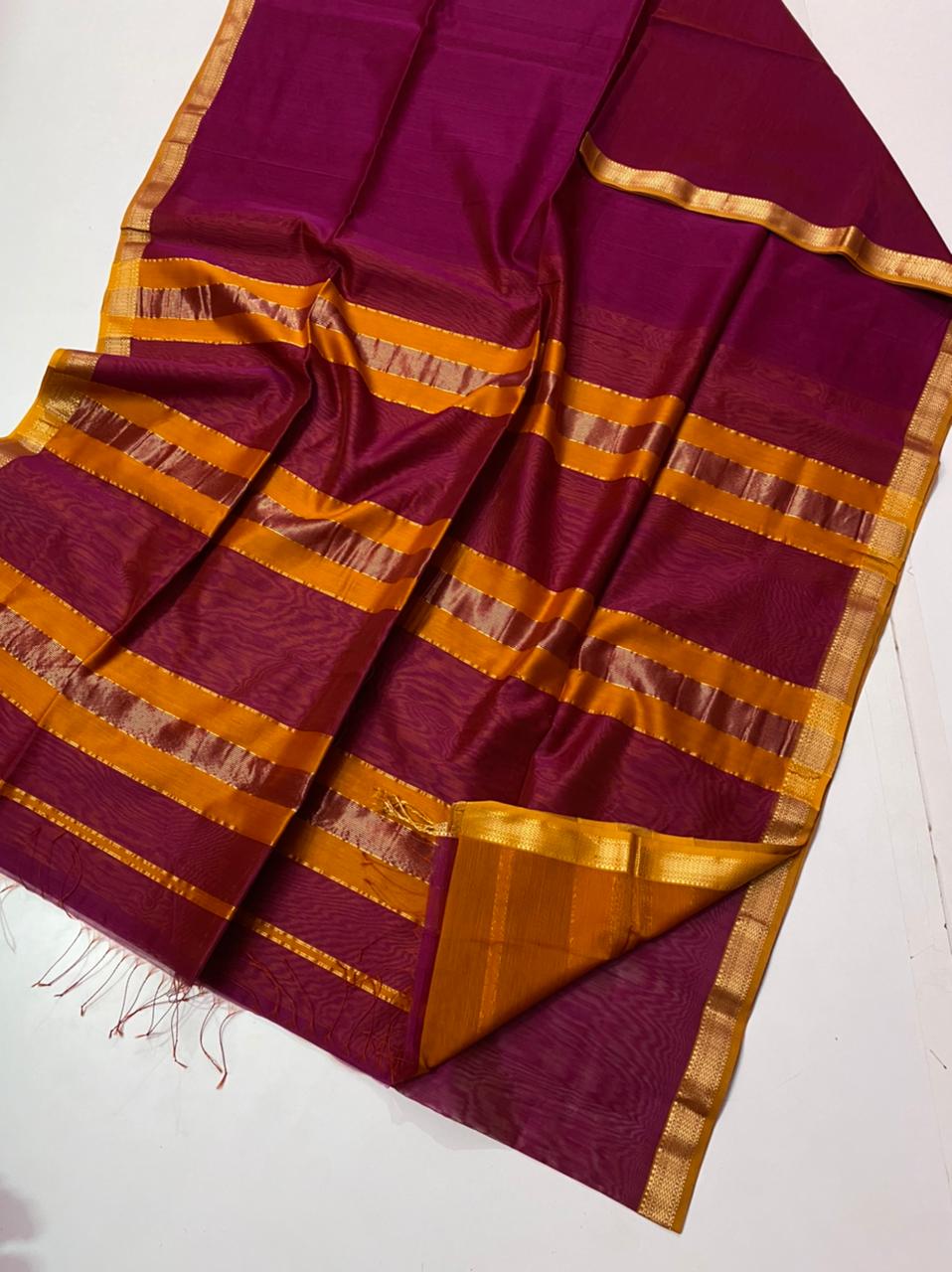 Maheshwari handloom small zari border saree