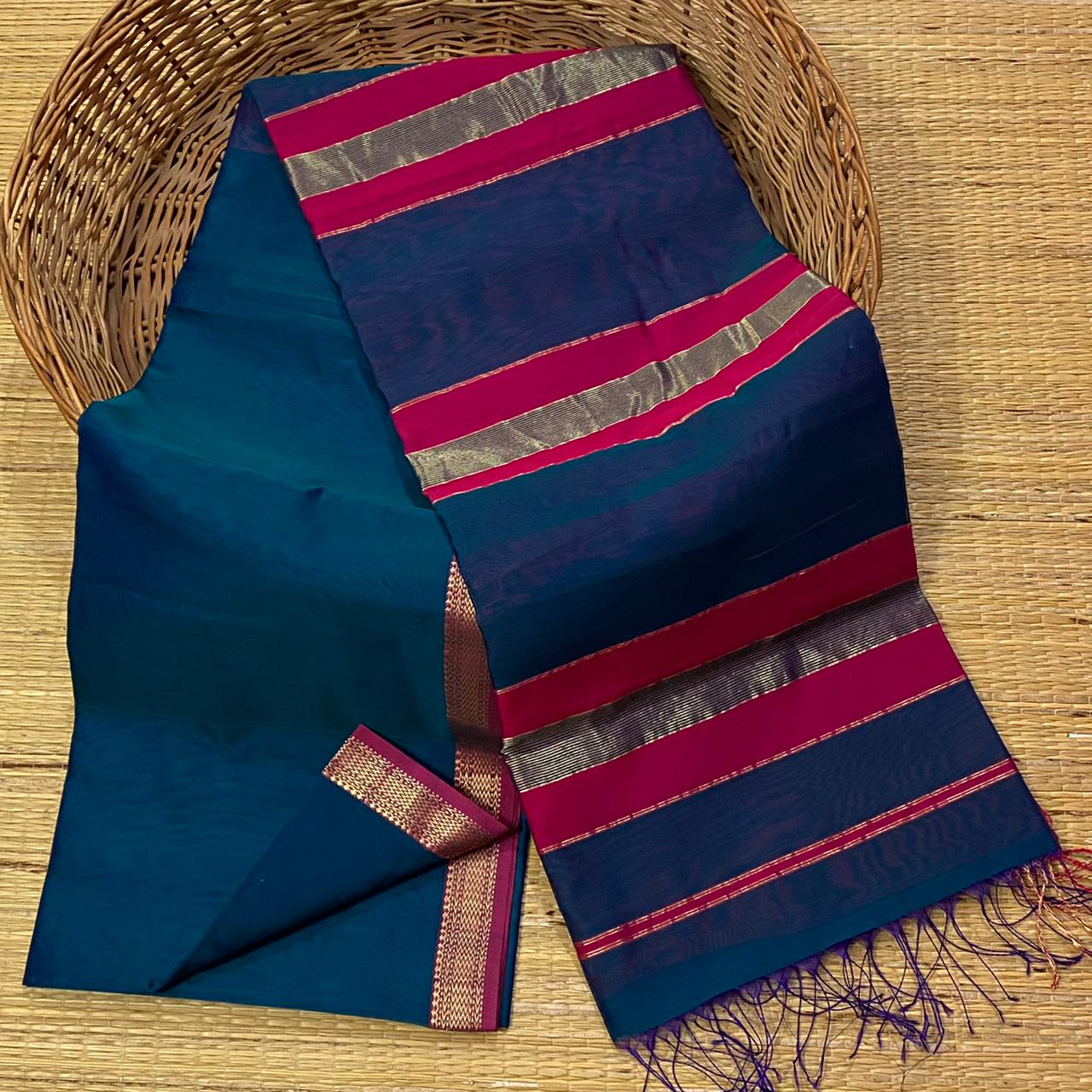 Maheshwari handloom small zari border saree