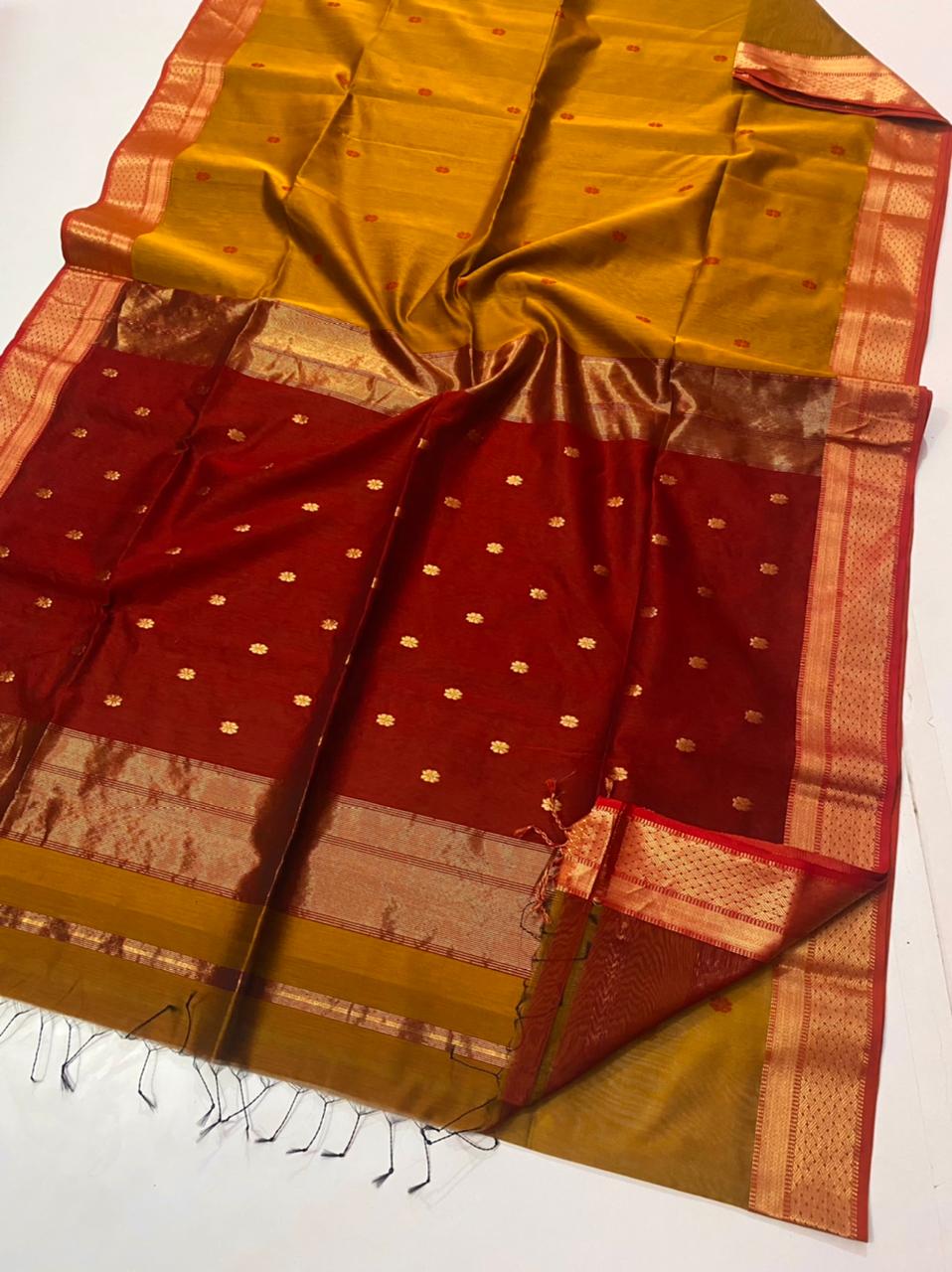 Maheshwari zari border buta saree