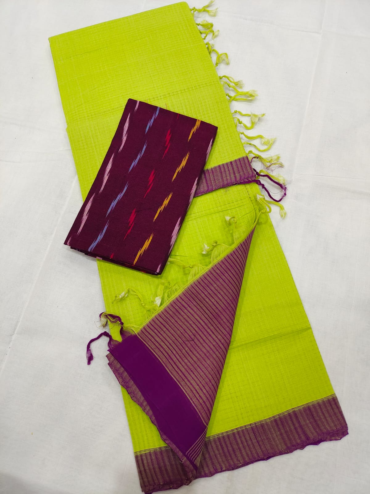 Mangalagiri cotton missing check saree