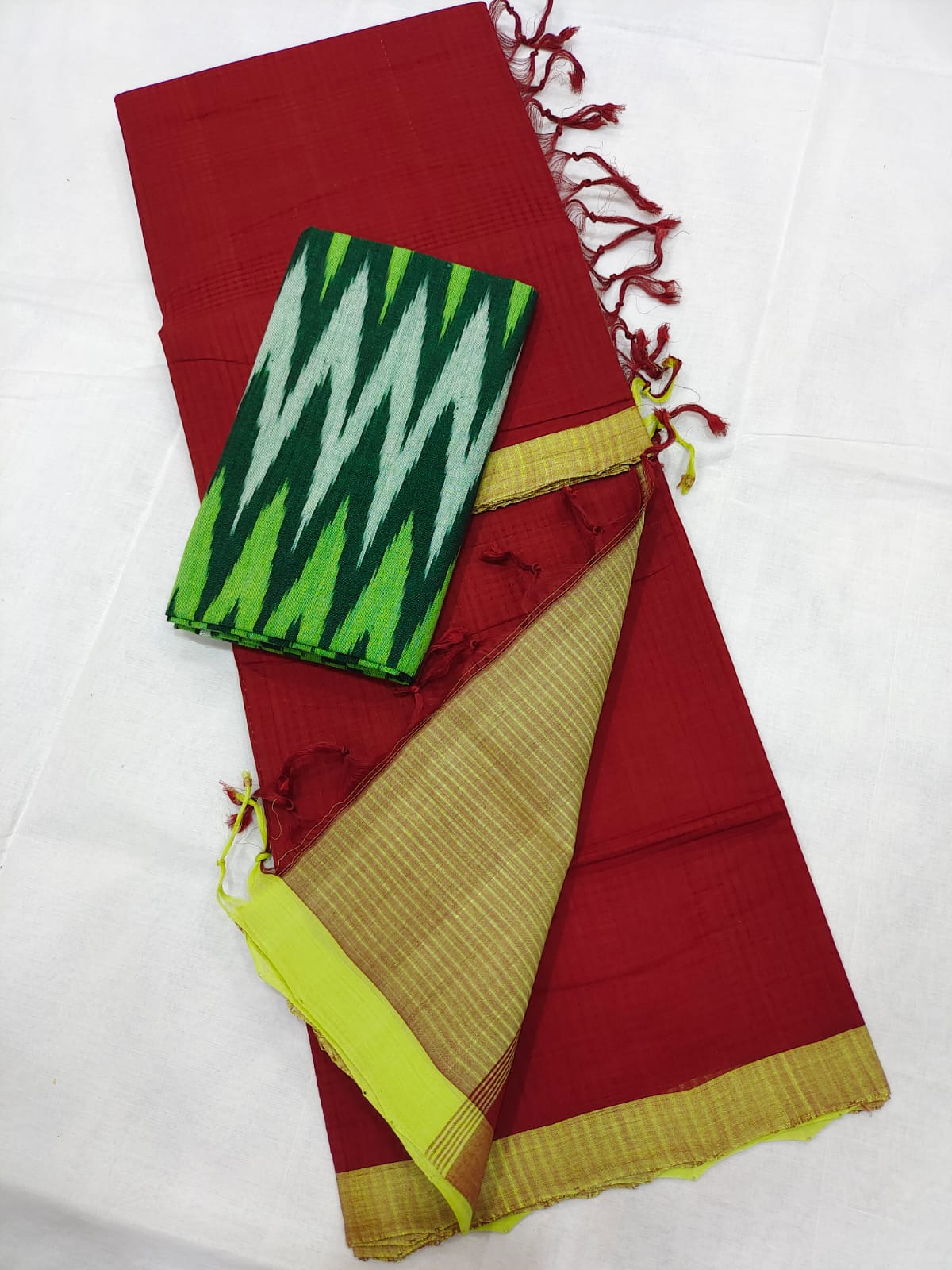 Mangalagiri cotton missing check saree