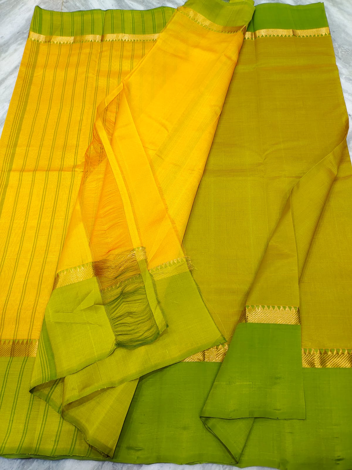 Mangalagiri pattu plain saree