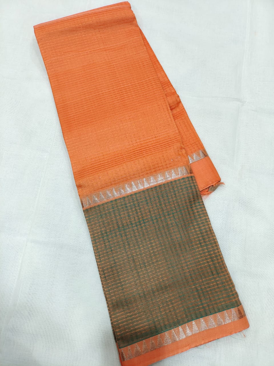Mangalagiri pattu plain beautiful missing check saree - Vannamayil Fashions