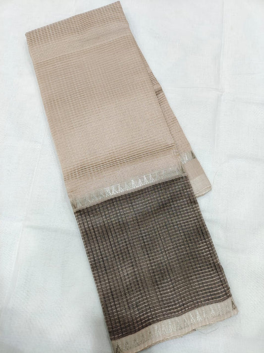 Mangalagiri pattu plain beautiful missing check saree - Vannamayil Fashions