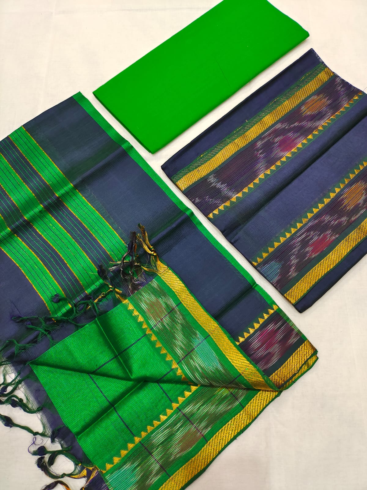 Mangalagiri pattu pochampalli border dress material set