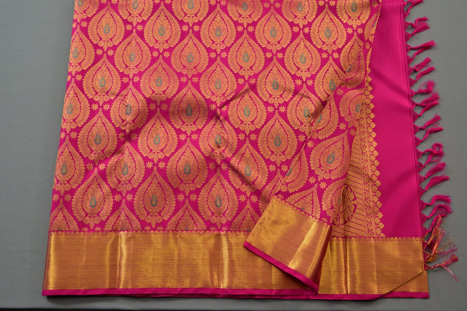Pure silk kanchipuram rani pink color saree