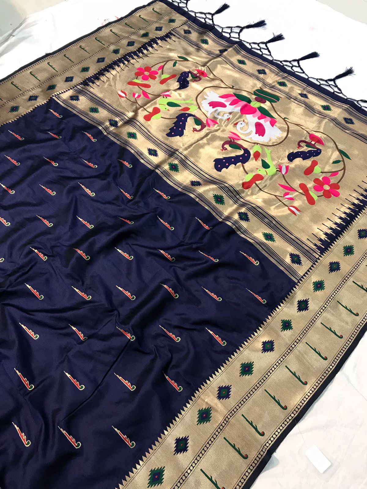 Semi paithani silk saree