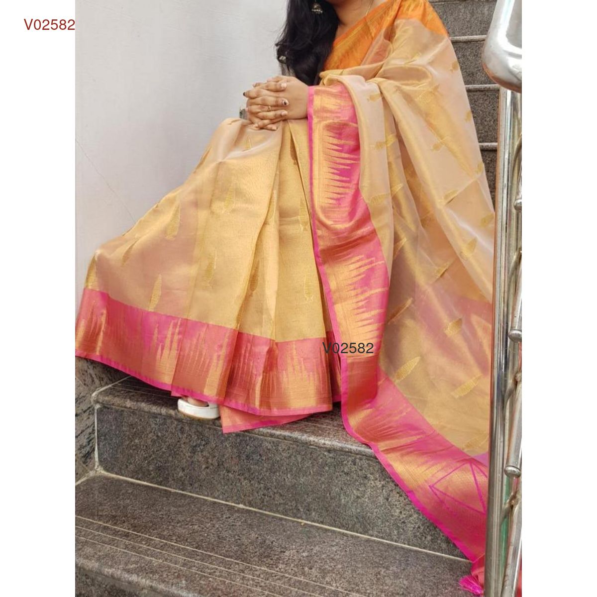 Banarasi soft tissue saree - Vannamayil Fashions
