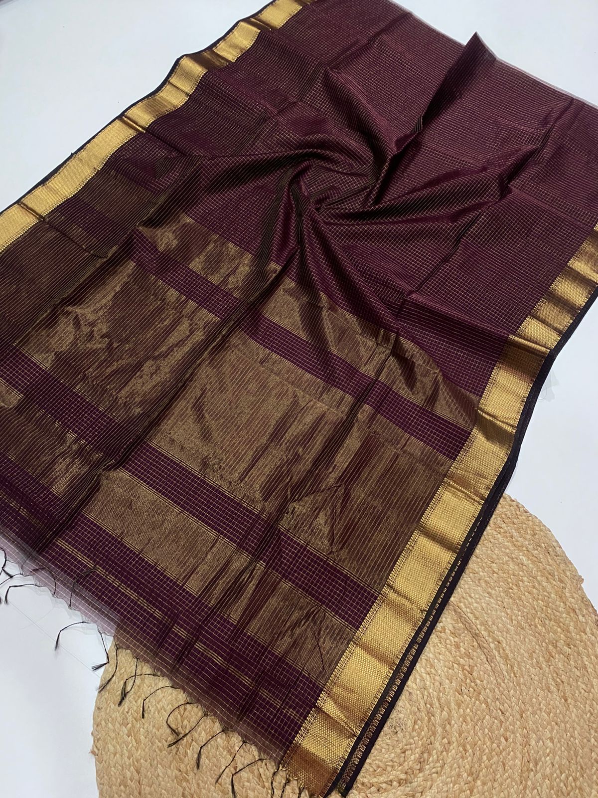 Maheshwari handloom zari border all over zari checks saree