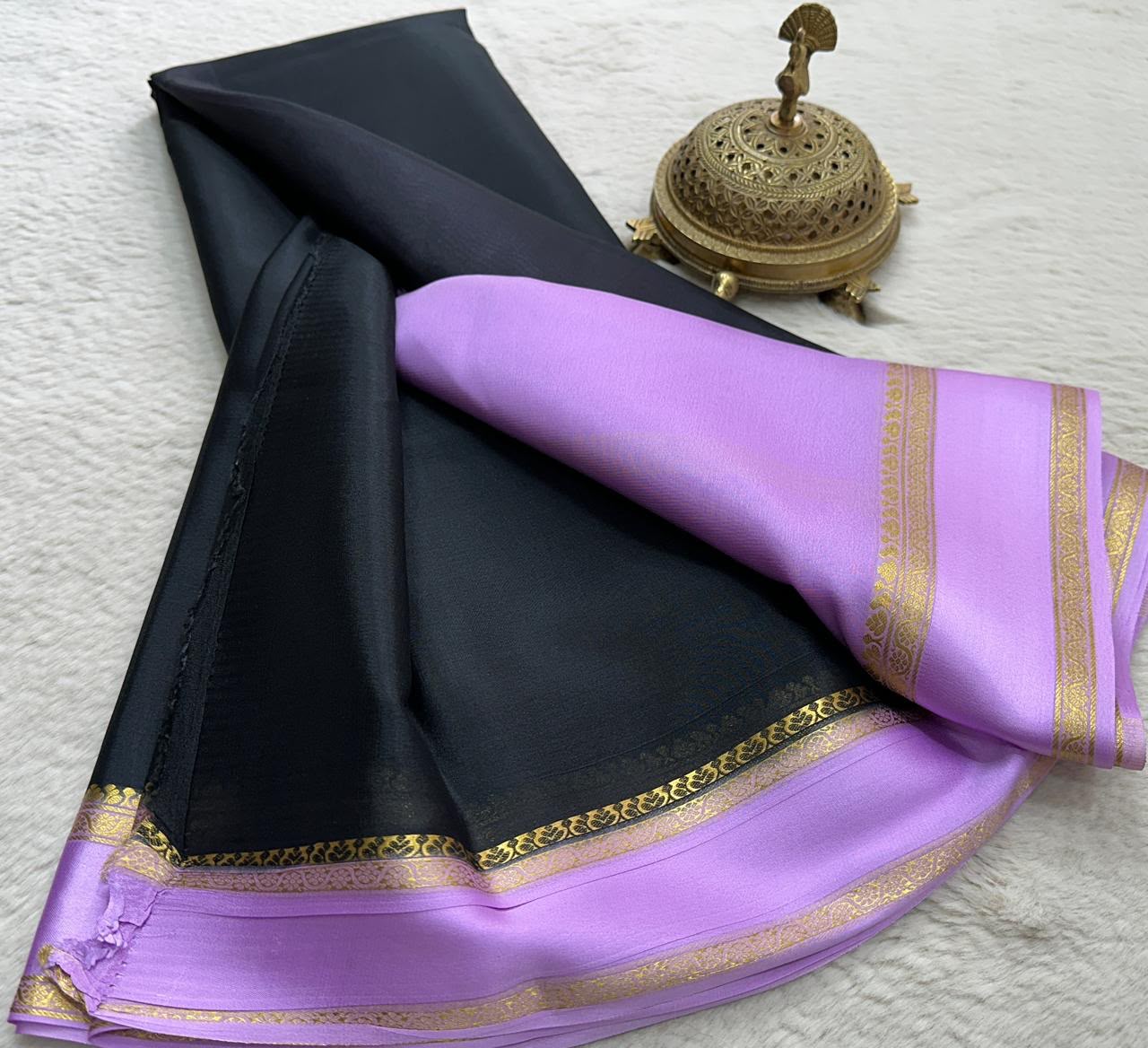 Graceful Pure Mysore Silk Saree with Small Mango Border
