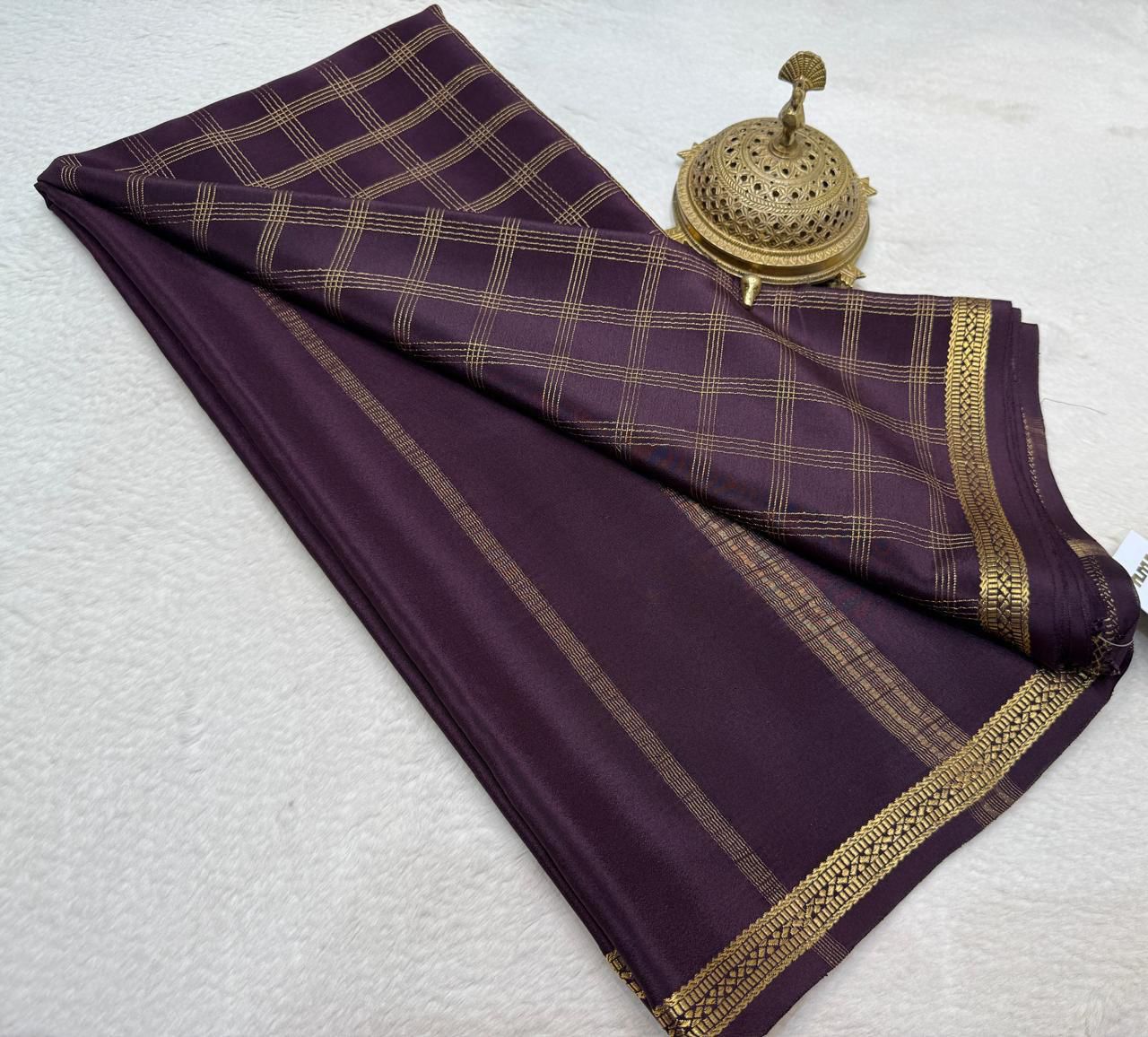 Pure Mysore Silk Vertical Lines Zari Woven Saree