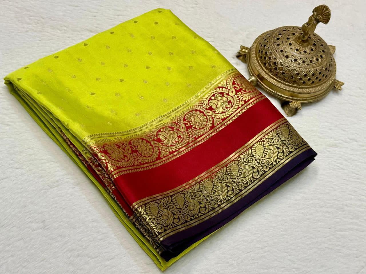 Pure Mysore Silk Motif and Checked Pattern Saree