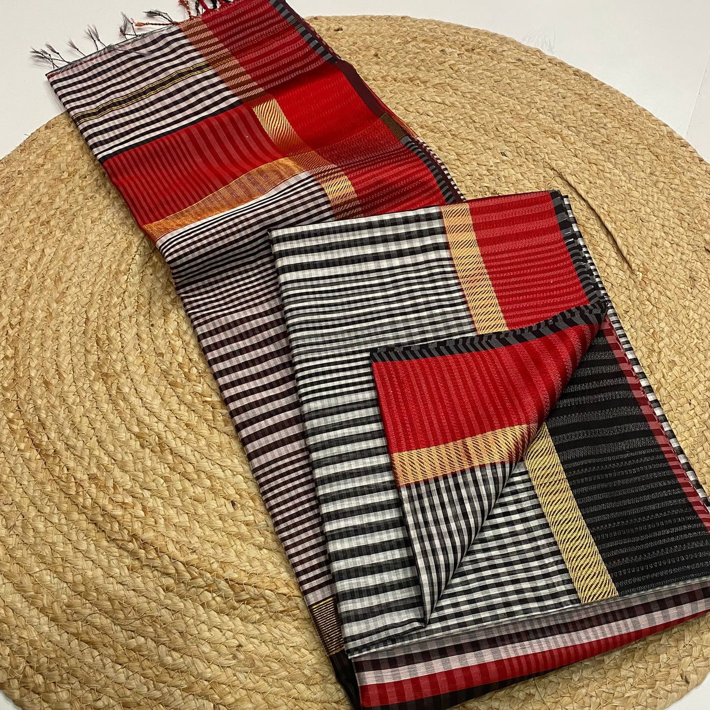 Maheshwari handloom silk cotton saree