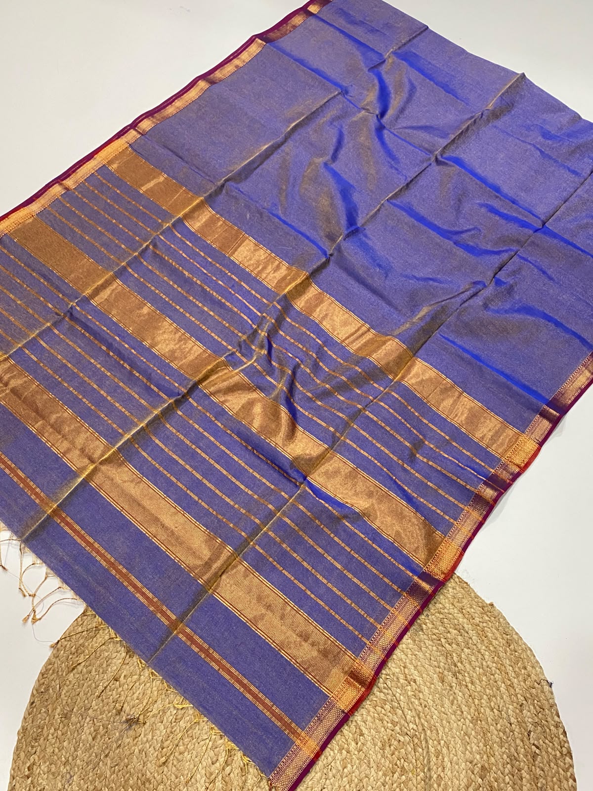Maheshwari handloom zari chattai border saree