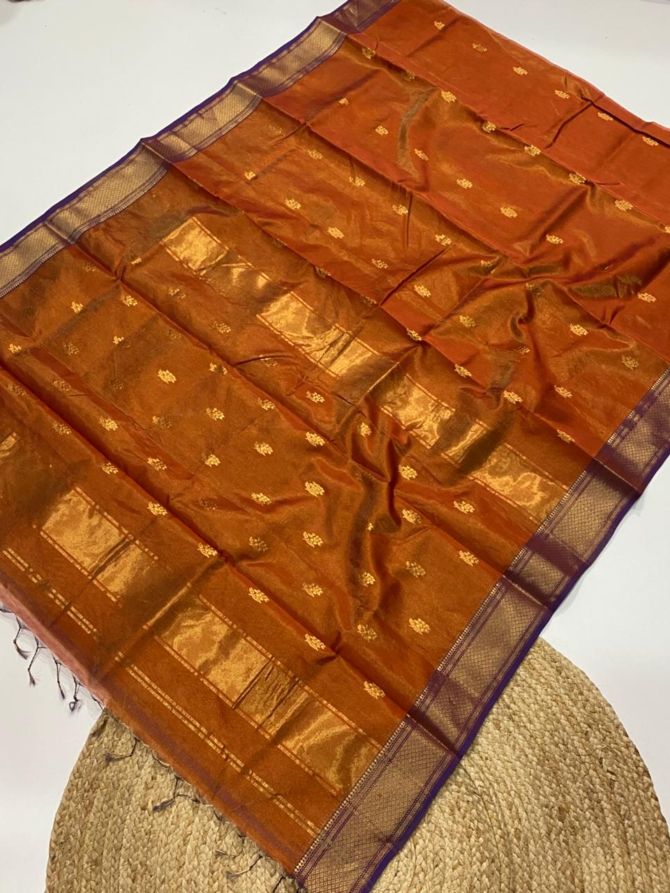 Maheshwari zari border buta saree