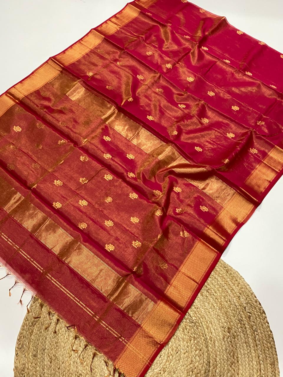 Maheshwari zari border buta saree
