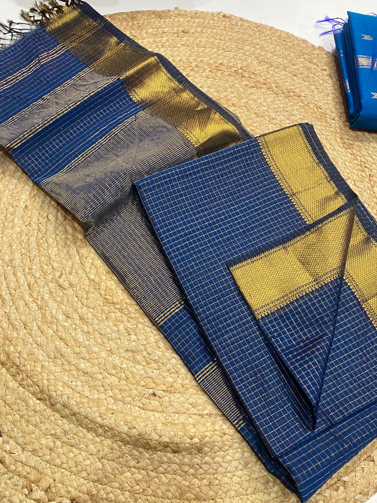 Maheshwari handloom zari border all over zari checks saree