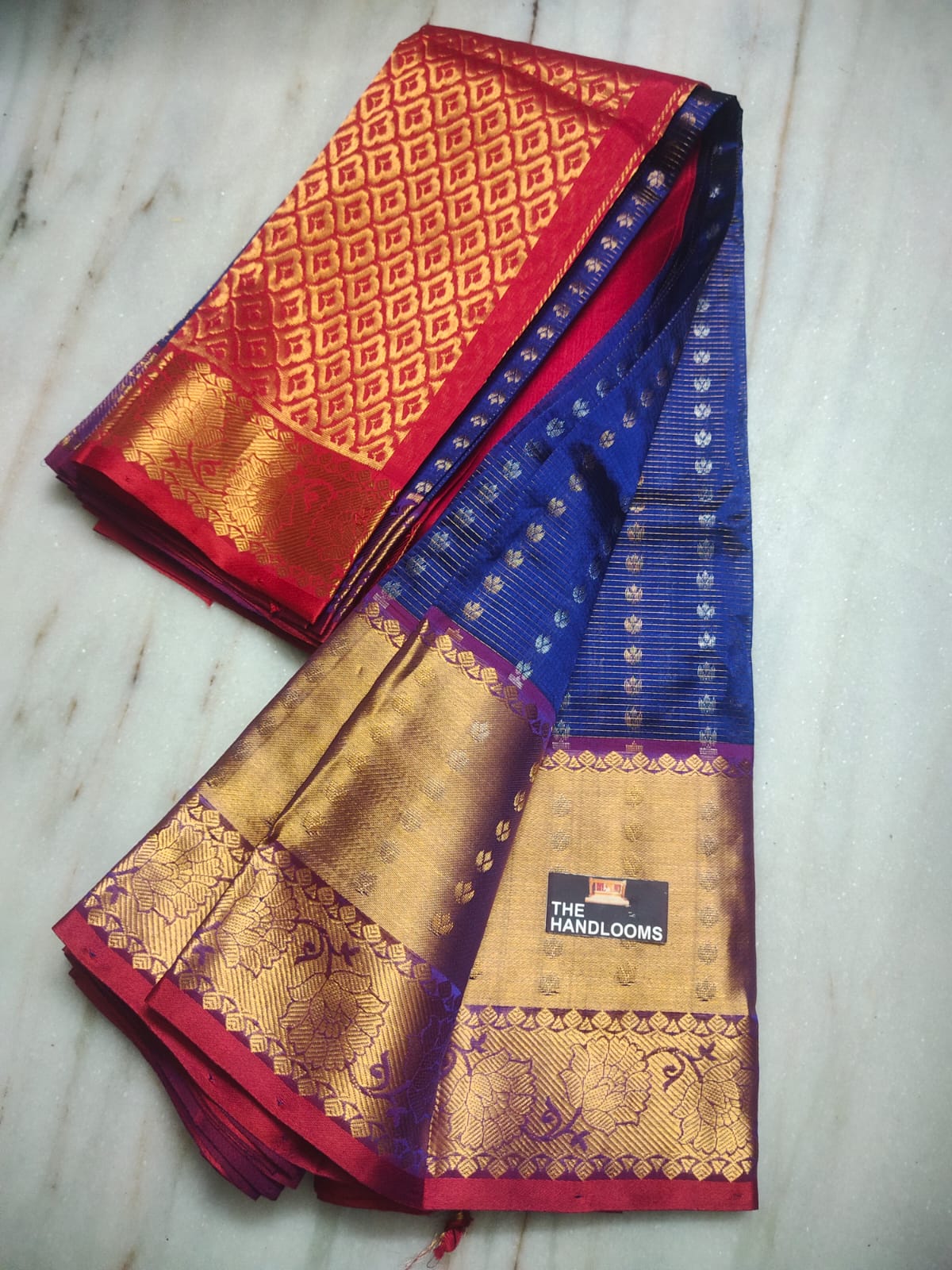 Mangalagiri pure kuppatam pattu kanchi border butta work saree