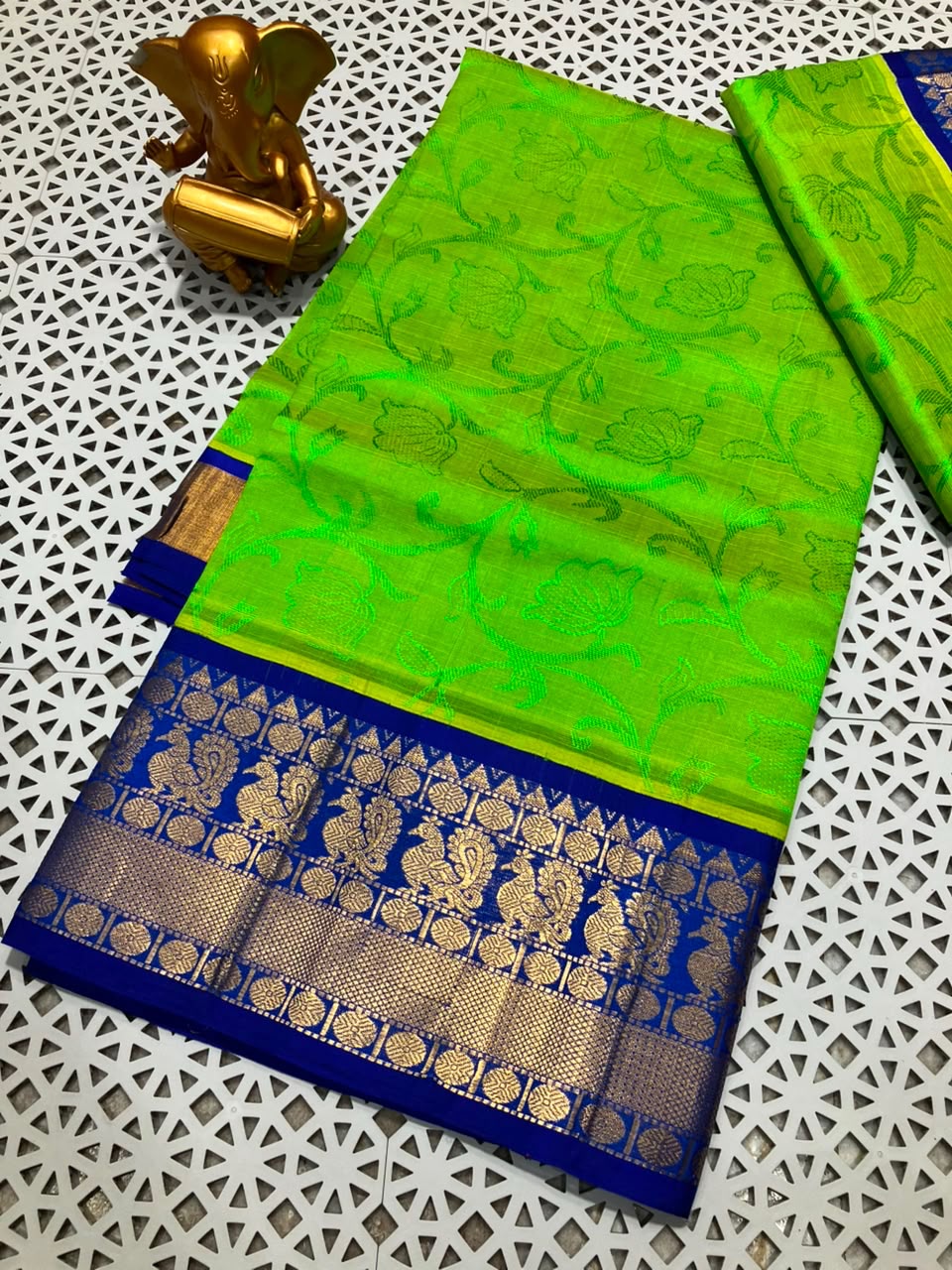 Mangalagiri kuppatam pattu kanchi border saree