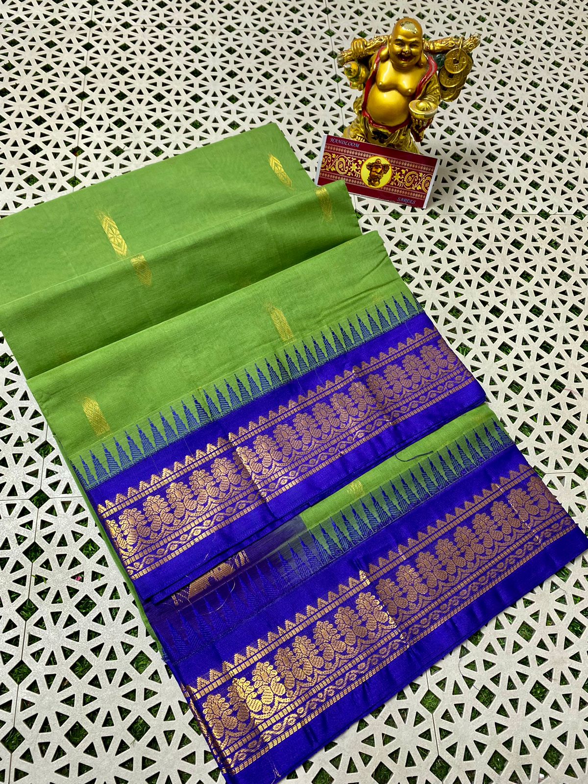 Pure Handloom Gadwal Cotton Saree