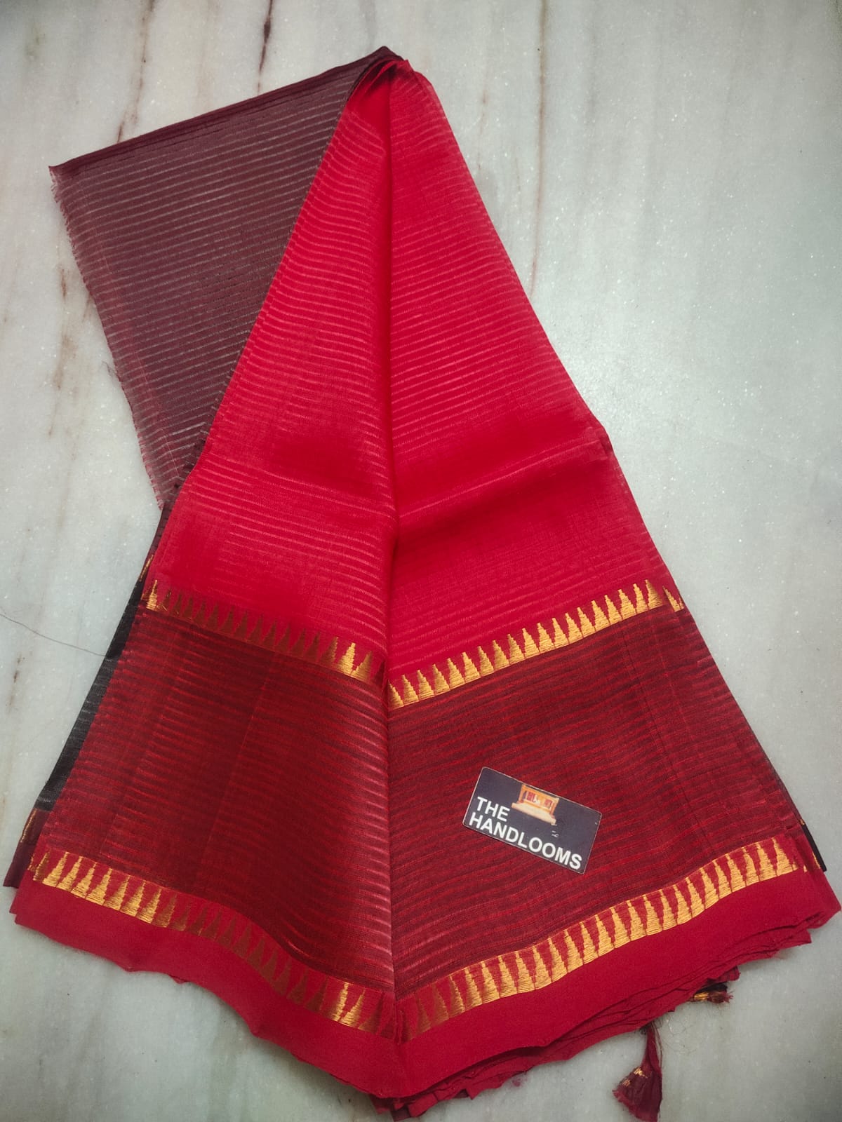 Mangalagiri pattu plain check saree