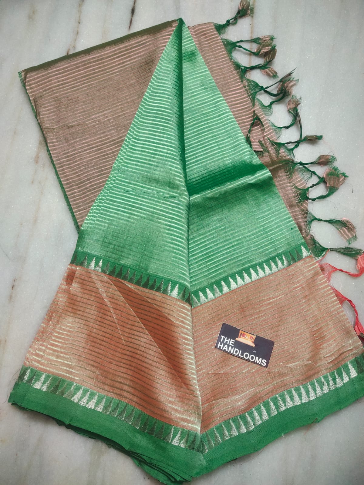 Mangalagiri pattu plain check saree