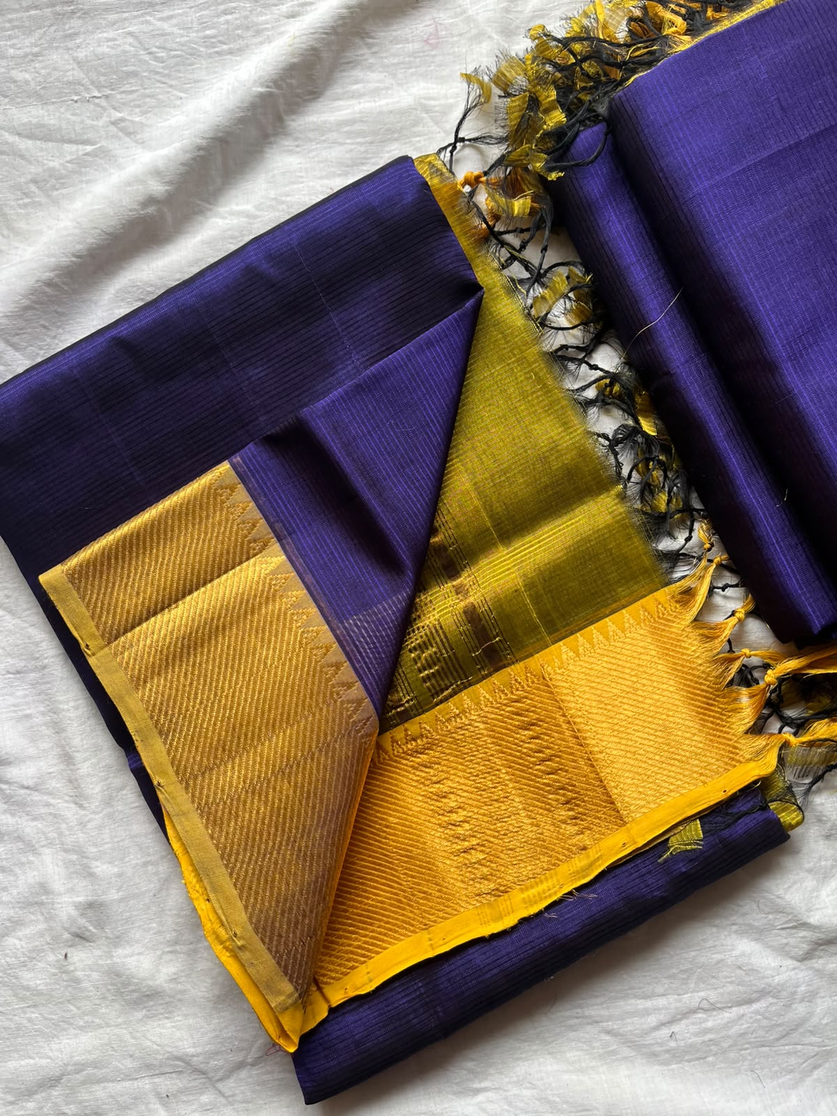 Mangalagiri Handloom Pattu by Cotton Saree