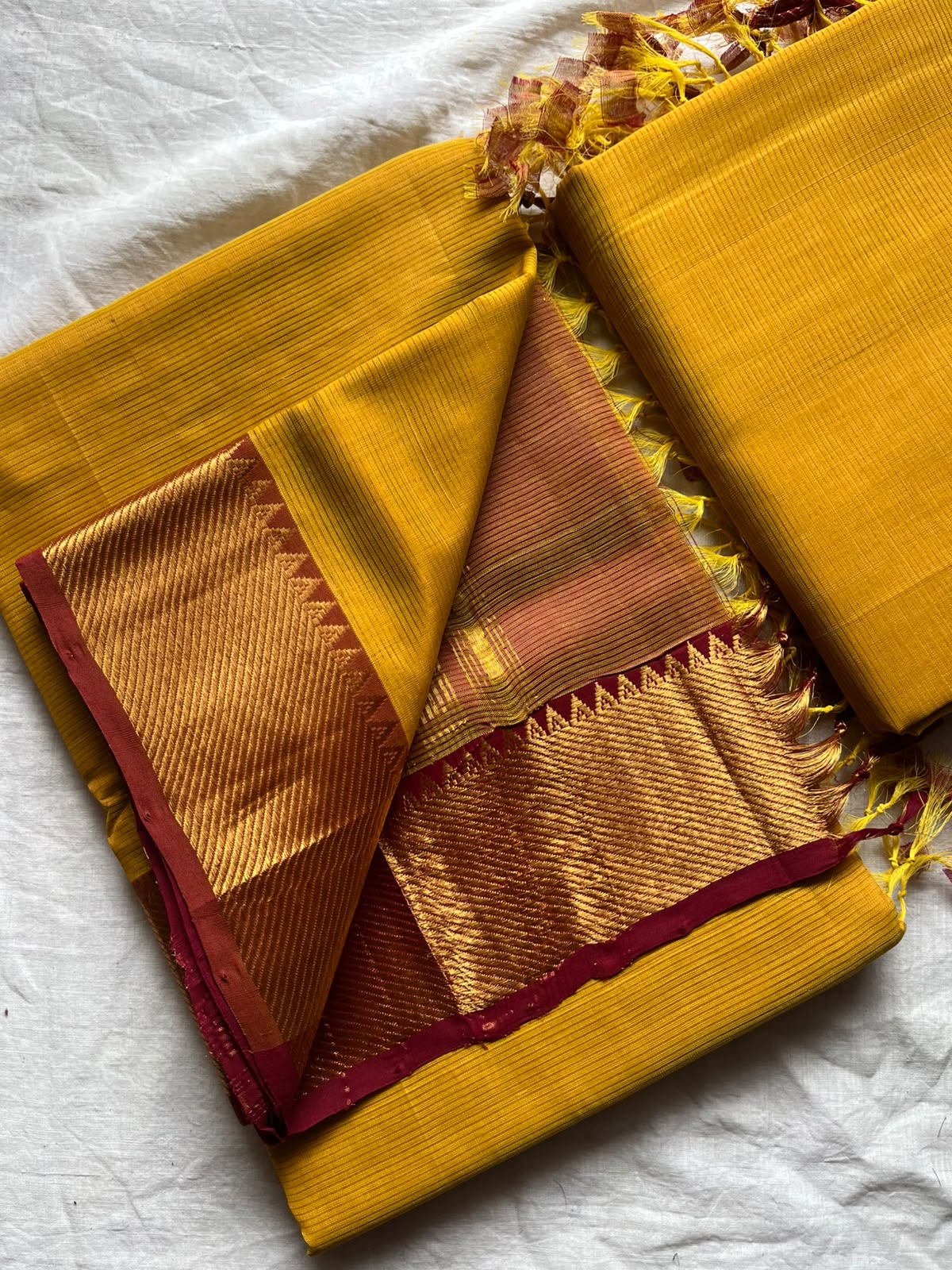 Mangalagiri Handloom Pattu by Cotton Saree